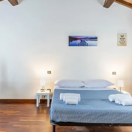 Apartment Cozy Country House With Garden & Parking