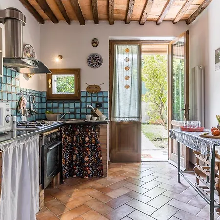 Apartment Cozy Country House With Garden & Parking
